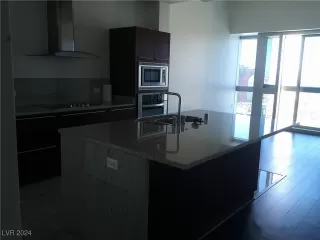 Photo #3: 2621354 Listing 