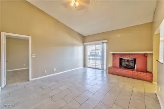 Photo #3: 2621407 Listing 