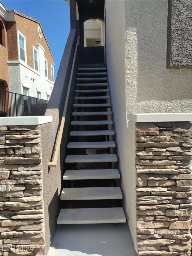MLS: 2621408 Condo For Sale