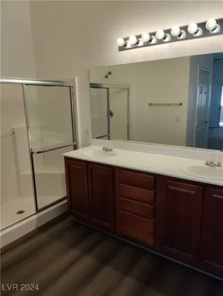 Photo #5: 2621408 Listing 