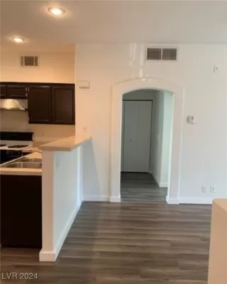 Photo #1: 2621415 Listing 