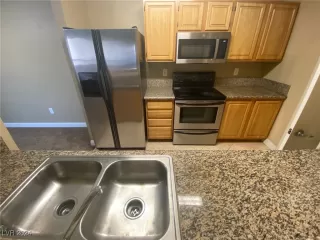 Photo #1: 2621439 Listing 