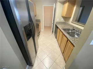 Photo #2: 2621439 Listing 