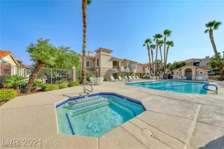 Photo #4: 2621447 Listing 