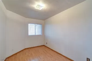 Photo #5: 2621453 Listing 