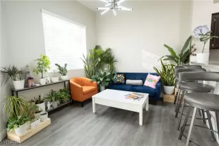 Photo #4: 2621465 Listing