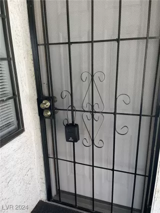 Photo #1: 2621528 Listing 