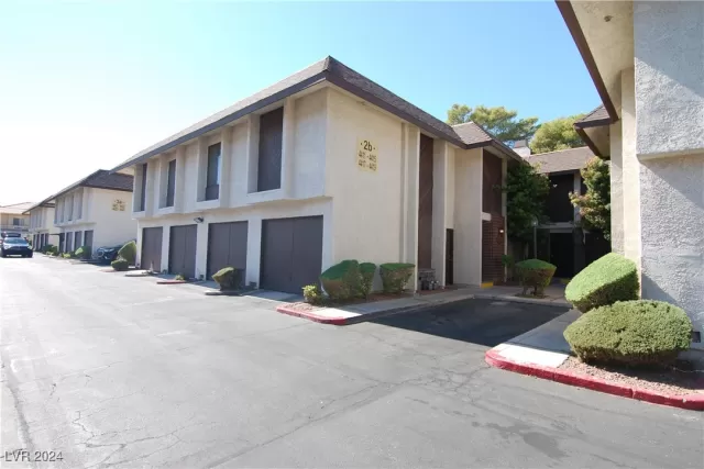 MLS: 2621588 Condo For Sale