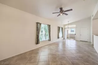 Photo #4: 2621602 Listing 