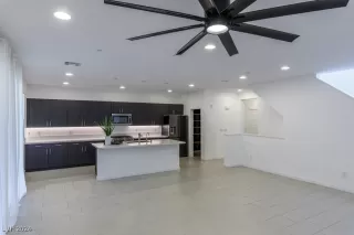 Photo #6: 2621614 Listing 