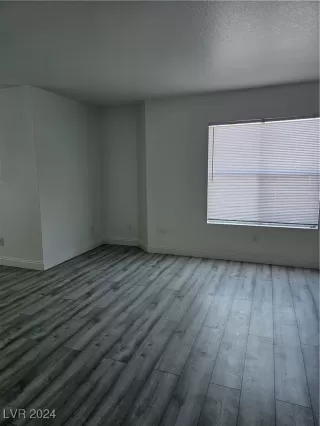 Photo #1: 2621638 Listing 