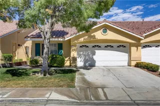 Photo #2: 2621662 Listing