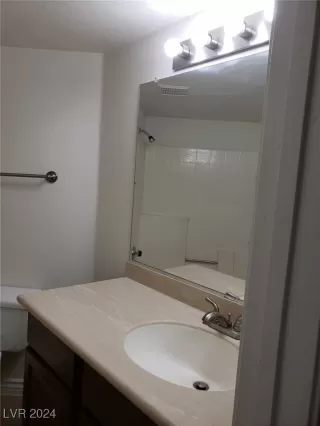 Photo #5: 2621677 Listing 