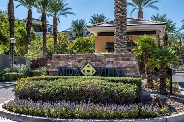 MLS: 2621709 Condo For Sale