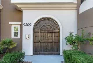 Photo #6: 2621709 Listing