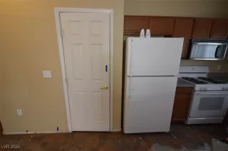 Photo #6: 2621718 Listing 