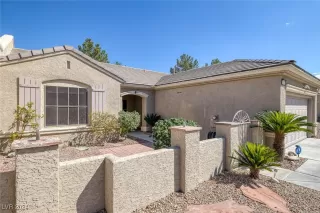 Photo #1: 2621740 Listing