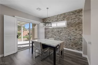 Photo #6: 2621740 Listing