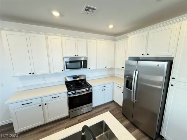 MLS: 2621755 Condo For Sale