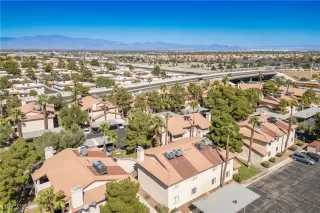 Photo #1: 2621764 Listing 