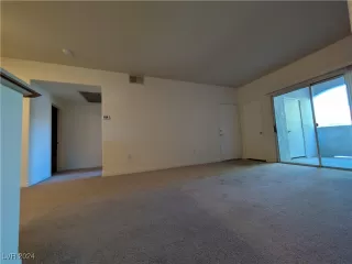 Photo #5: 2621801 Listing 