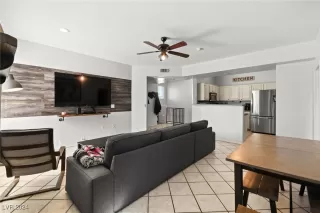 Photo #5: 2621849 Listing 