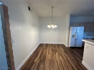 Photo #1: 2621879 Listing 