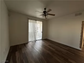 Photo #2: 2621879 Listing 