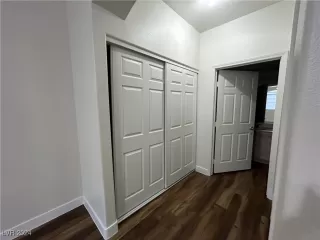 Photo #6: 2621879 Listing 