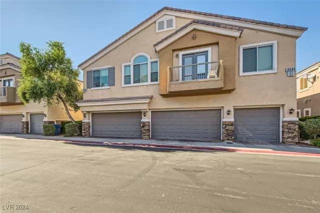 MLS: 2621900 Condo For Sale