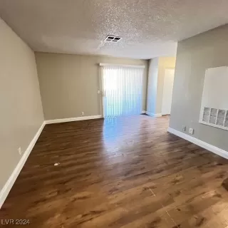 Photo #1: 2621910 Listing 