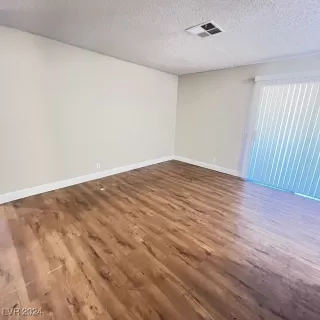 Photo #2: 2621910 Listing 