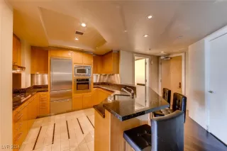 Photo #3: 2621921 Listing 