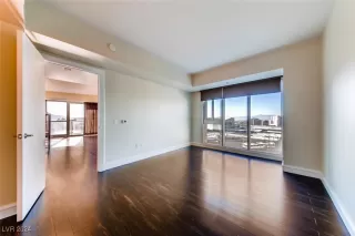 Photo #4: 2621921 Listing 