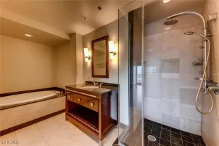 Photo #5: 2621921 Listing 