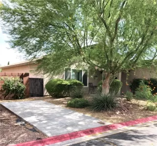 Photo #1: 2621966 Listing