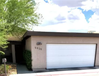 Photo #5: 2621966 Listing