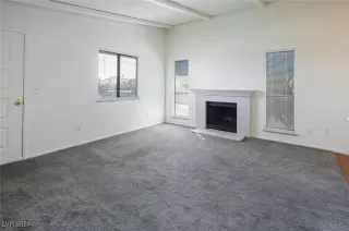 Photo #2: 2622006 Listing