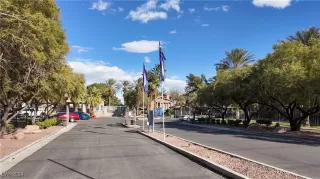 Photo #5: 2622009 Listing