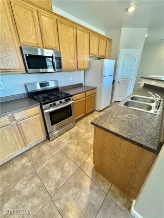 Photo #6: 2622013 Listing 