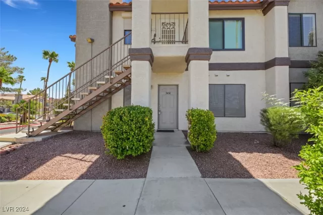 MLS: 2622028 Condo For Sale