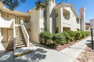 Photo #1: 2622034 Listing 