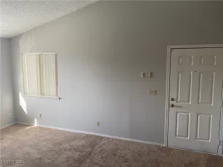 Photo #2: 2622057 Listing 