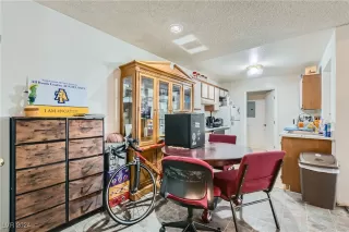 Photo #4: 2622061 Listing