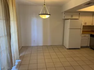 Photo #4: 2622067 Listing 