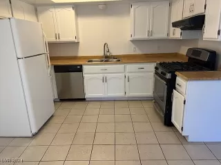 Photo #5: 2622067 Listing 