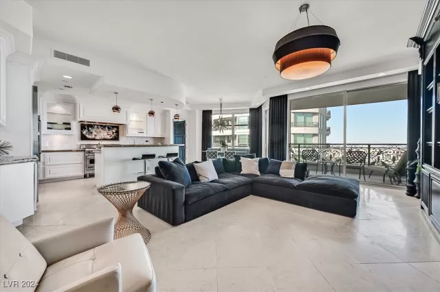 MLS: 2622091 Condo For Sale