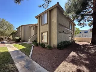 Photo #1: 2622106 Listing