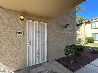 Photo #3: 2622106 Listing