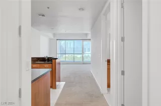 Photo #1: 2622142 Listing 